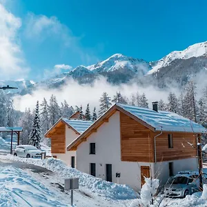 Chalet Neuf Au Domaine Du Loup Blanc