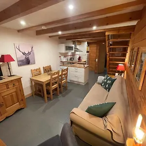  Appartement Le Chardon Bel Avec Terrasse Dans Vieille Ferme De Montagne Rénovée